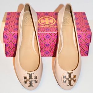 TORY BURCH CLAIRE PATENT LEATHER BALLET FLATS GOAN SAND GOLD
